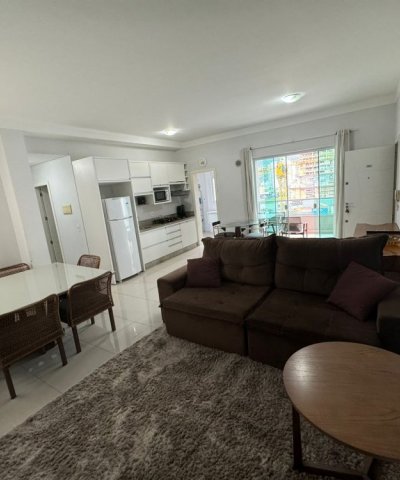 03 DORMIT�RIOS E 01 VAGA DE GARAGEM - MEIA PRAIA