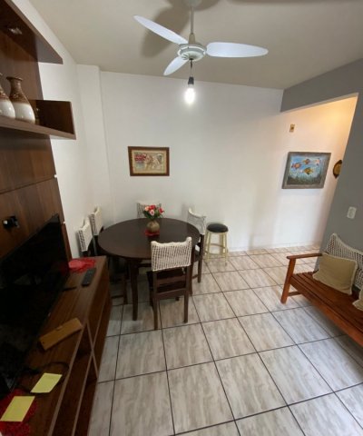 02 DORMIT�RIOS E 01 VAGA - AT� 200M DO MAR