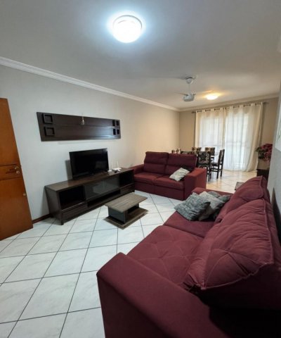 03 DORMIT�RIOS E 01 VAGA DE GARAGEM - MEIA PRAIA