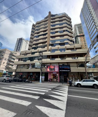 03 DORMIT�RIOS E 02 VAGAS - VISTA MAR